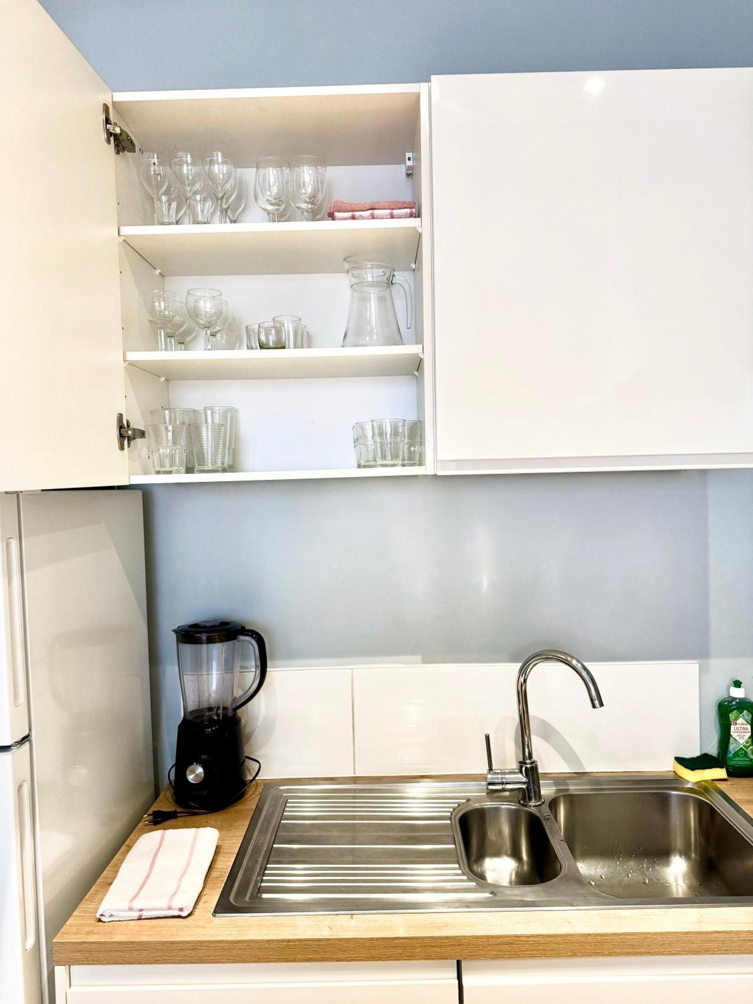 Beautiful 2 Bedroom Familiar Luxury Appartamento