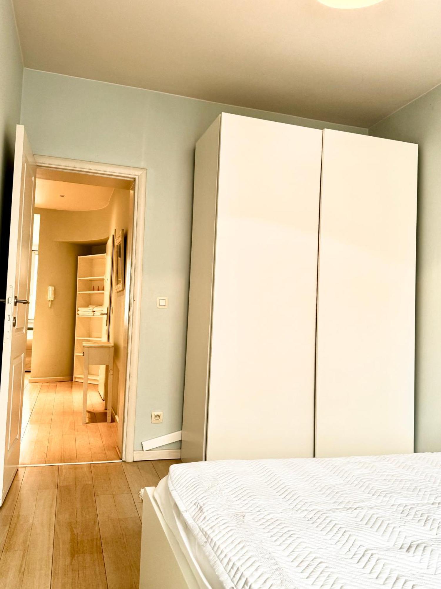 Beautiful 2 Bedroom Familiar Luxury Appartamento *